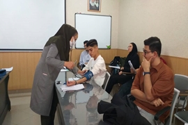 ارائه خدمات مراقبت سالیانه به دانشجویان دانشکده پرستاری و مامایی رشت